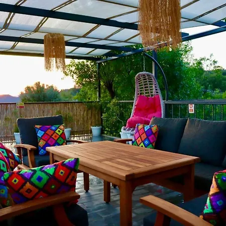 ヴィラ Ihtiyarsoeguet マルマリス