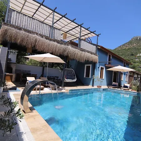 Ihtiyarsoeguet Marmaris